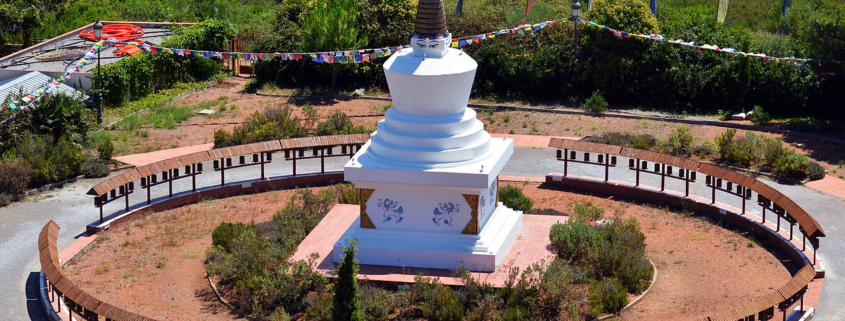 Буддийская ступа в парке Гарраф