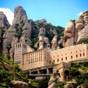 Гора и монастырь Монтсеррат