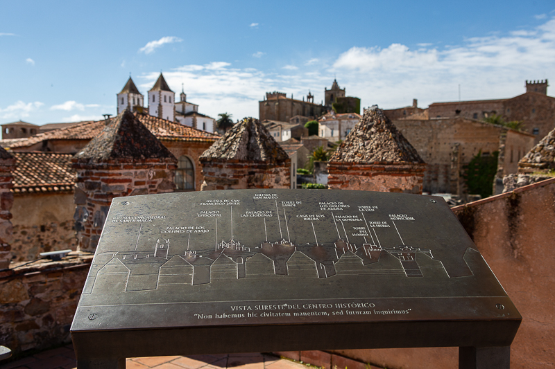 Вид с башни Бухако