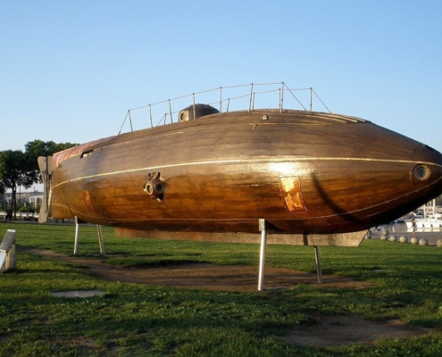 Деревянная подводная лодка