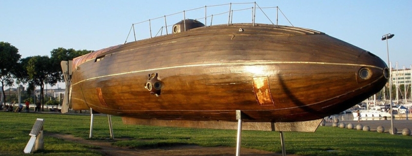 Деревянная подводная лодка