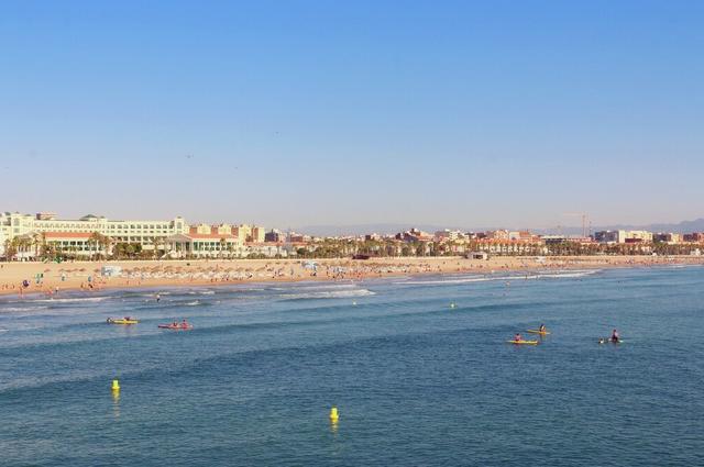 ©VisitValencia Пляж Мальвароса